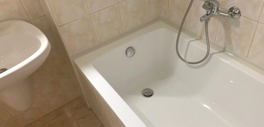Don’t miss this freshly renovated rental apartment at Viola utca