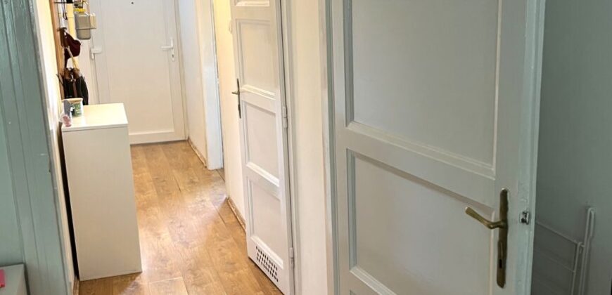 ATTENTION UNIVERSITY STUDENTS OR THOSE LOOKING FOR A FIRST APARTMENT
