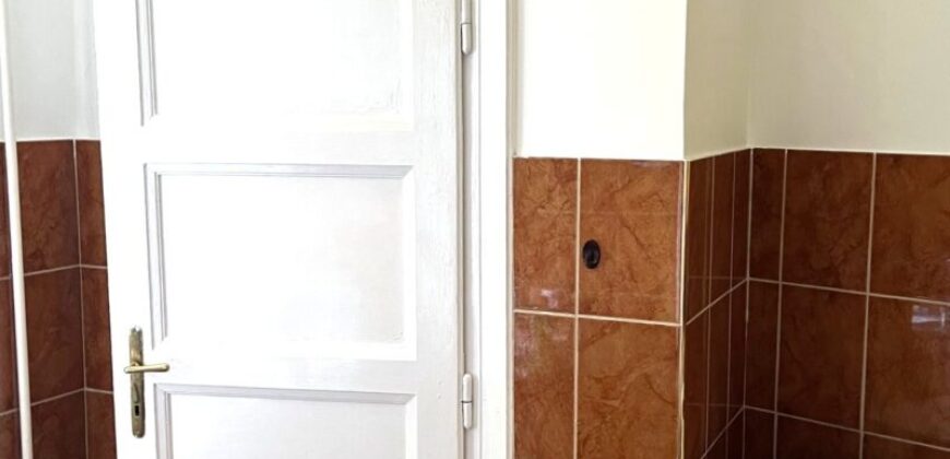 ATTENTION UNIVERSITY STUDENTS OR THOSE LOOKING FOR A FIRST APARTMENT