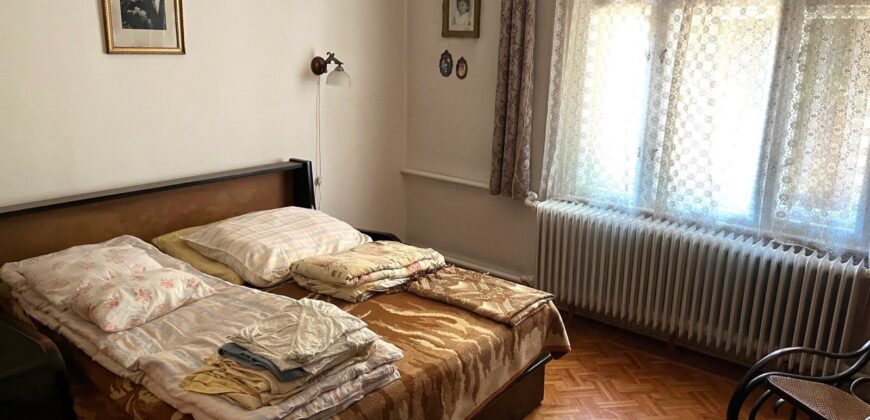 Csepeli kertvárosi családi ház a Dunapart közelében