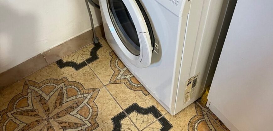 VIII. Karácsony Sándor utca, next to Baross utca 38 sqm big apartment is for sale