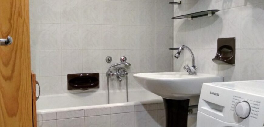 11.kerületben, Albertfalván, kertvárosi környezetben